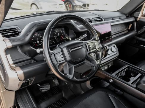 Used 2022 Land Rover Defender 110 X-Dynamic HSE image 13