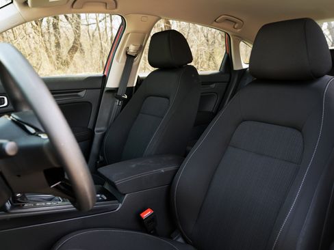 Used 2023 Honda Civic LX image 17