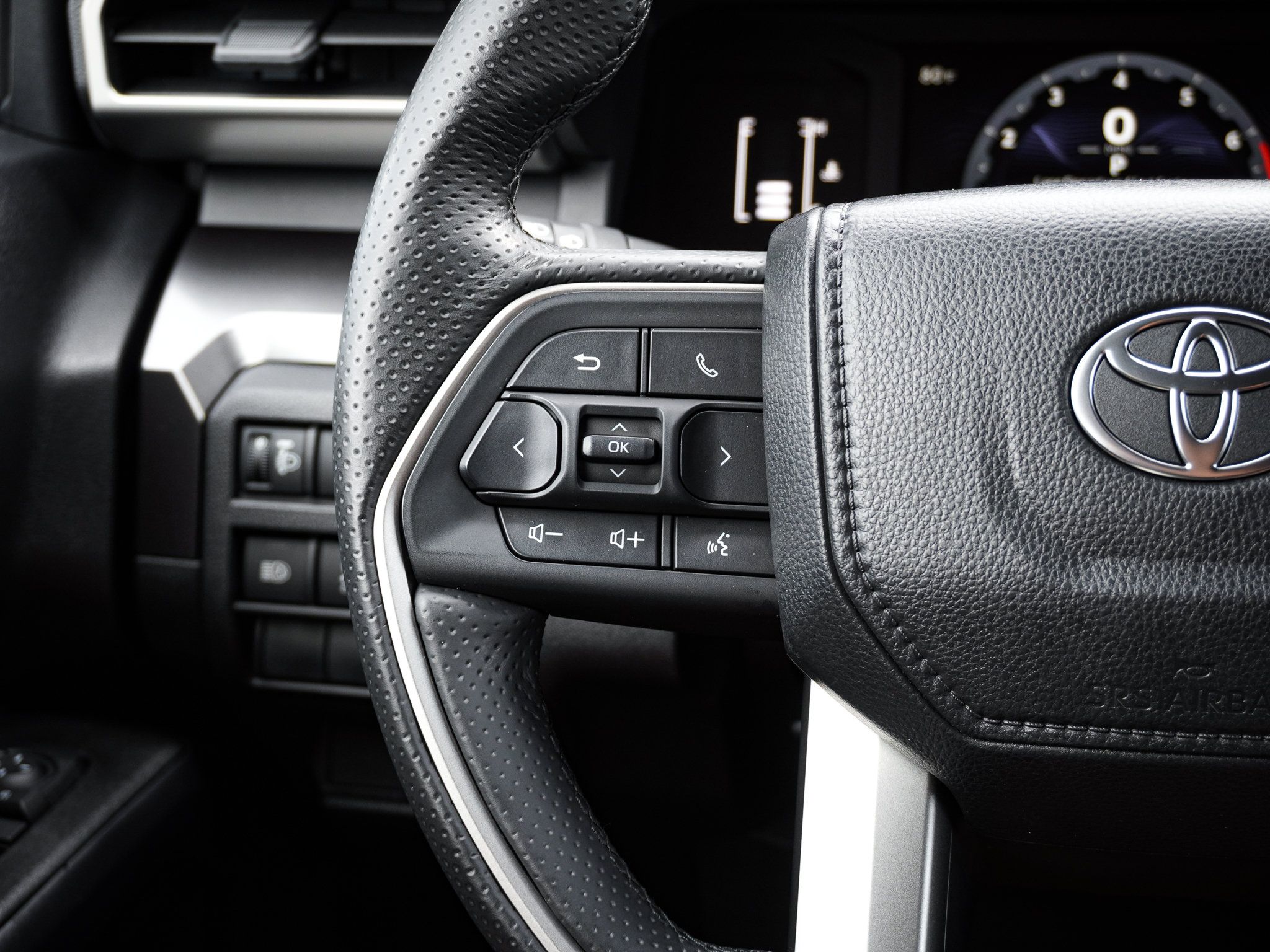 Used 2025 Toyota 4Runner SR5 RWD image 20