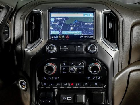 Used 2021 GMC Sierra 3500 Denali w/ Denali Ultimate Package AWD/4WD image 24
