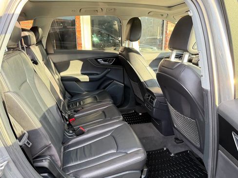 Used 2017 Audi Q7 3.0T Premium image 13