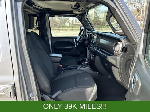 Used 2018 Jeep Wrangler Unlimited Sport S AWD/4WD image 19