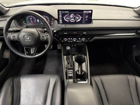 Used 2023 Honda Accord Sport image 16