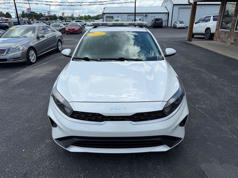 Used 2022 Kia Forte LXS FWD image 9