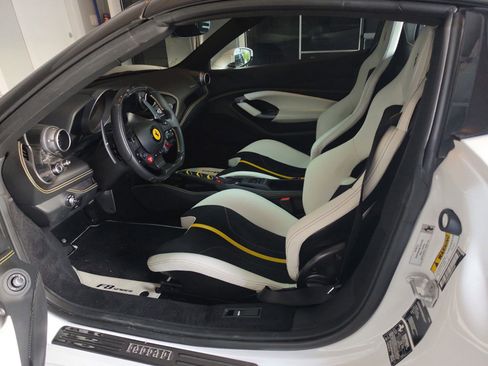 Used 2023 Ferrari F8 Tributo RWD image 6