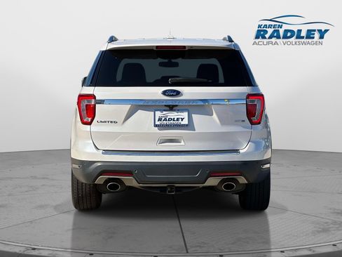 Used 2019 Ford Explorer Limited AWD/4WD image 3