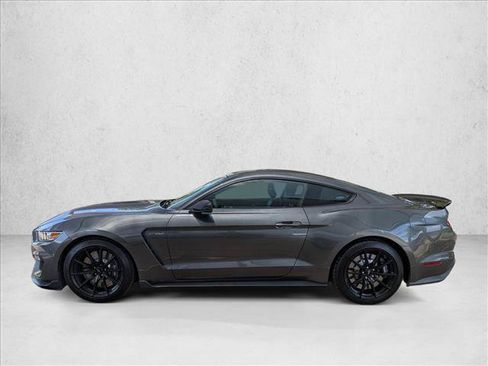 Used 2017 Ford Mustang Shelby GT350 RWD image 8