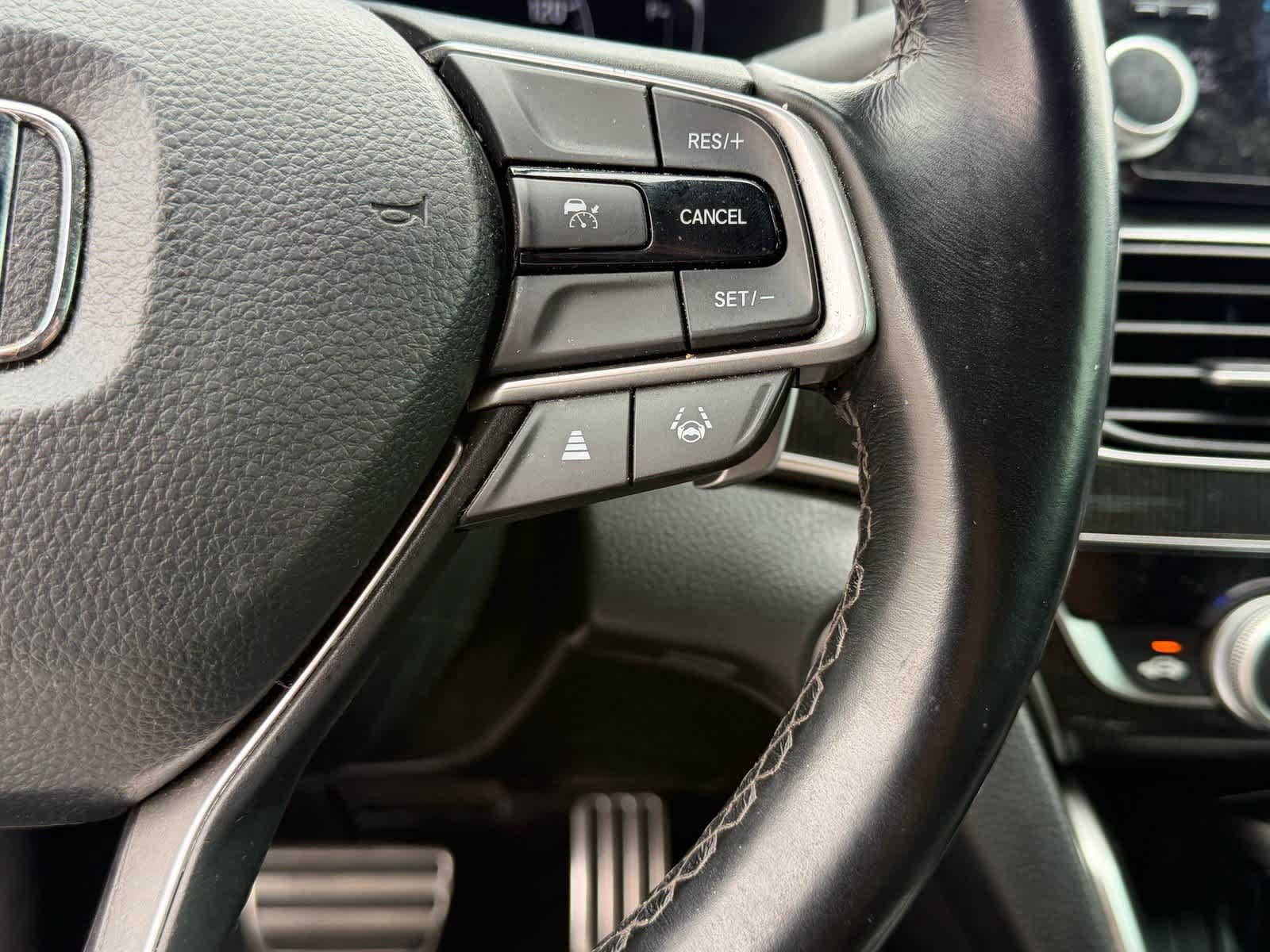 Used 2022 Honda Accord Sport image 17