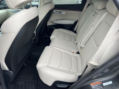 Used 2026 Genesis GV70 2.5T Advanced image 21