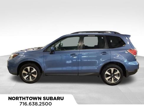 Used 2018 Subaru Forester 2.5i Premium w/ All-Weather Package AWD/4WD image 27