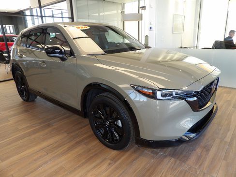 Certified 2024 MAZDA CX-5 Carbon Edition image 3