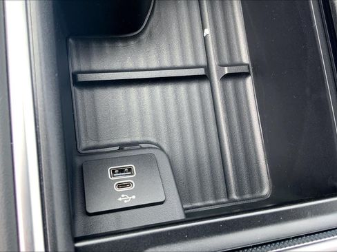 New 2026 Ford Expedition Active RWD image 19