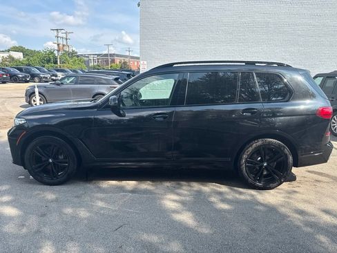 Used 2019 BMW X7 xDrive50i w/ M Sport Package AWD/4WD image 2