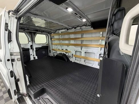 Used 2025 Ford Transit 250 Low Roof w/ Exterior Upgrade Package RWD image 6