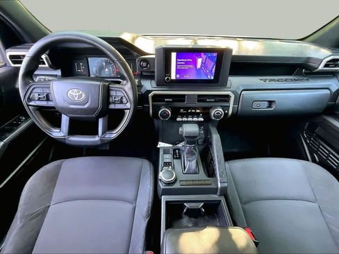 Certified 2025 Toyota Tacoma SR AWD/4WD image 14
