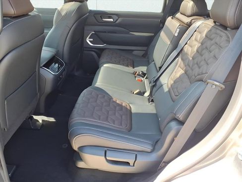 New 2026 Nissan Armada Platinum image 14