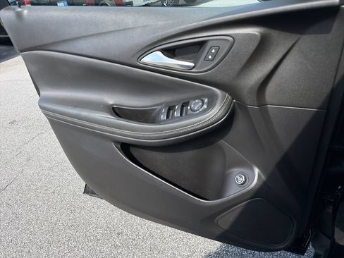Used 2023 Buick Encore GX Select FWD image 14