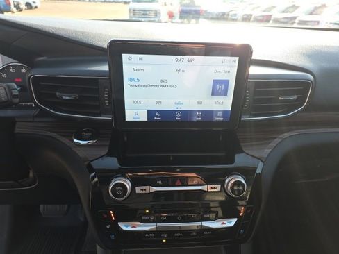 Used 2022 Ford Explorer Limited w/ Hybrid Equipment Group 310A image 24