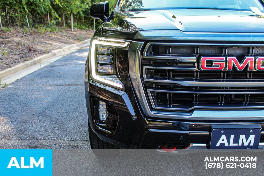 Used 2023 GMC Yukon AT4 AWD/4WD image 11