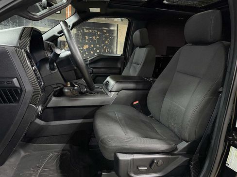 Used 2019 Ford F150 XLT w/ Equipment Group 302A Luxury AWD/4WD image 15