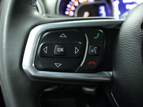 Used 2023 Jeep Wrangler Unlimited Sahara AWD/4WD image 20
