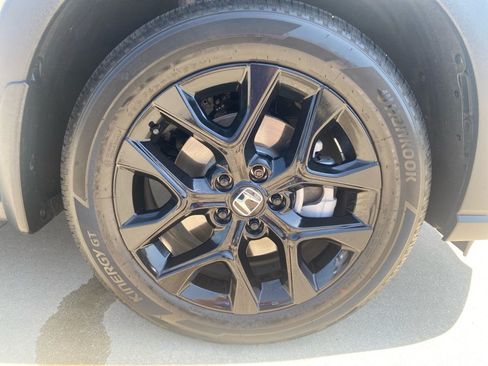 Certified 2025 Honda HR-V Sport image 29