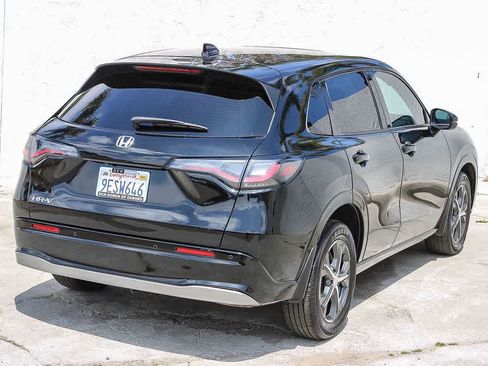 Used 2023 Honda HR-V EX-L image 9