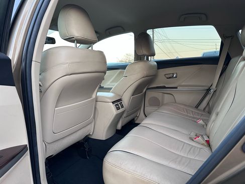 Used 2013 Toyota Venza XLE image 13