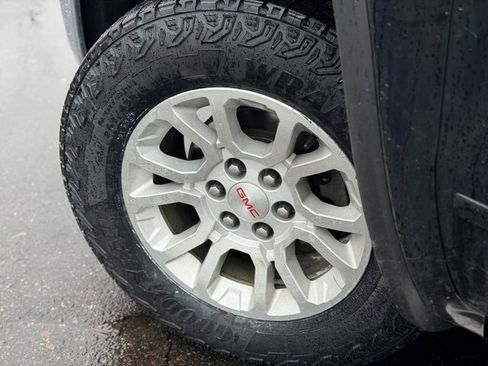 Used 2019 GMC Sierra 1500 SLE w/ SLE Value Package image 26