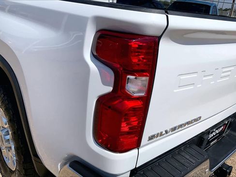 Used 2024 Chevrolet Silverado 2500 LT w/ All Star Edition AWD/4WD image 29
