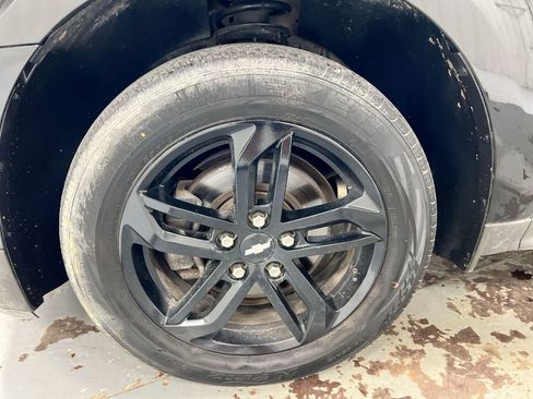 Used 2017 Chevrolet Equinox LT FWD image 22