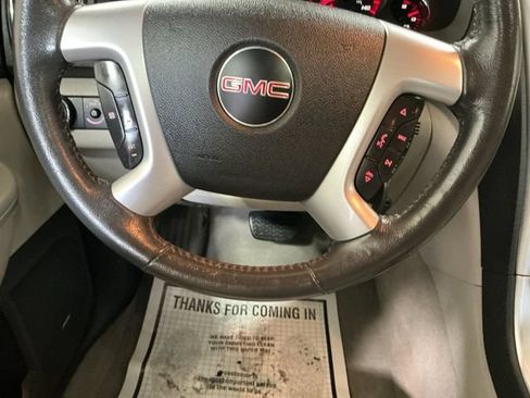 Used 2012 GMC Acadia SLT AWD/4WD image 19