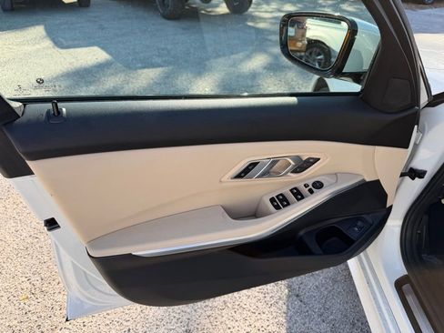 Used 2023 BMW 330i Sedan w/ Premium Package image 13
