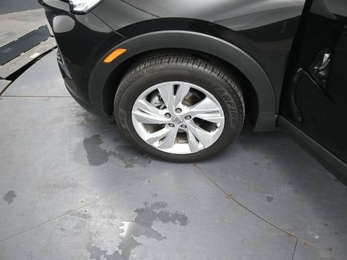 Used 2025 Buick Encore GX Preferred FWD image 13
