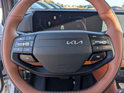 New 2026 Kia Sportage X-Line AWD/4WD image 14