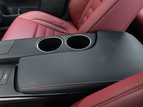 Used 2016 Lexus IS 200t image 41