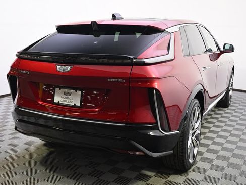 Certified 2024 Cadillac Lyriq Luxury w/ LPO, Floor Liner Package image 6