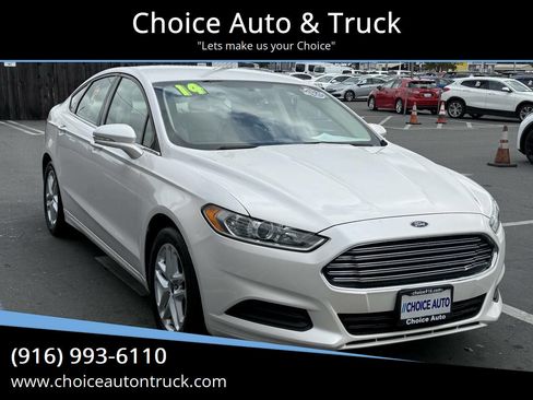 Used 2014 Ford Fusion SE FWD image 1