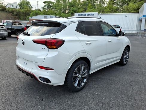 Used 2021 Buick Encore GX Essence w/ Advanced Technology Package AWD/4WD image 9