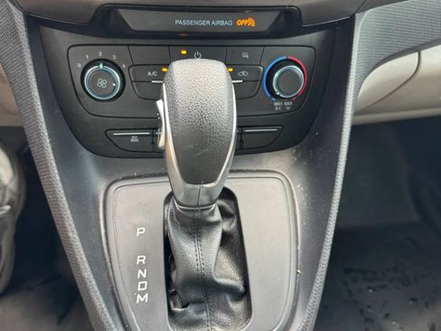 Used 2022 Ford Transit Connect XLT FWD image 22