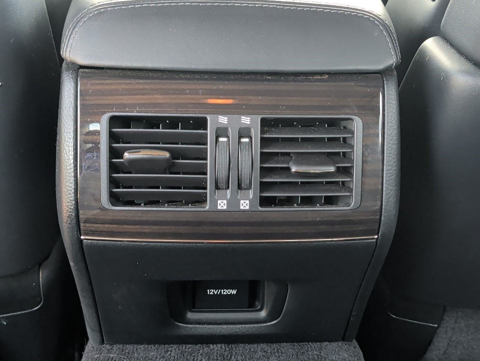 Used 2013 Lexus LS 460 w/ Comfort Pkg RWD image 25