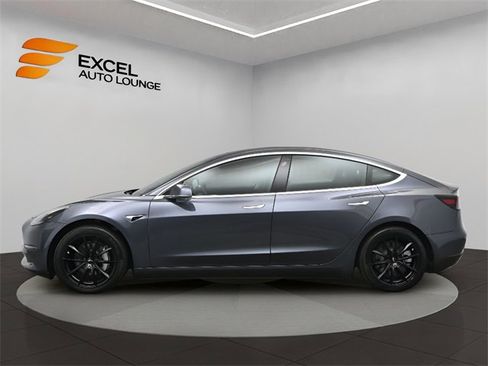Used 2019 Tesla Model 3 Long Range image 2