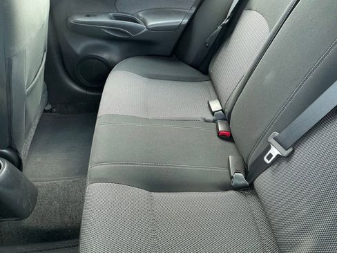 Used 2015 Nissan Versa SV w/ SV Appearance Package image 6