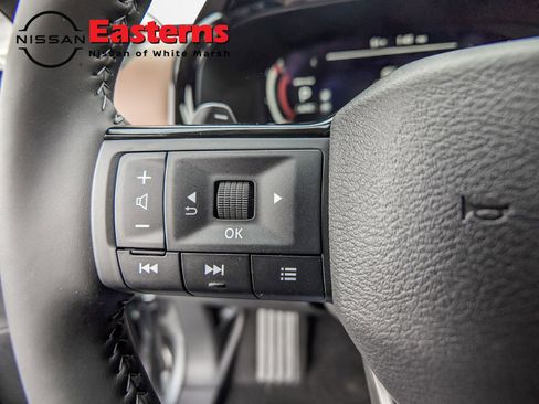 New 2026 Nissan Pathfinder Platinum image 16