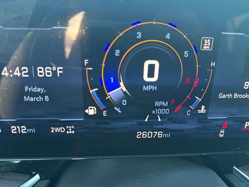 Used 2025 Chevrolet Tahoe LT image 19