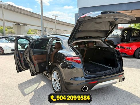 Used 2018 Alfa Romeo Stelvio Sport w/ Quick Order Package 22J Sport AWD/4WD image 25