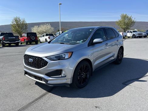 Used 2021 Ford Edge ST-Line AWD/4WD image 3