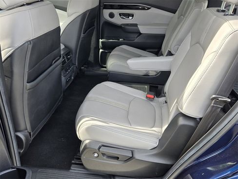 Used 2024 Honda Pilot EX-L image 13