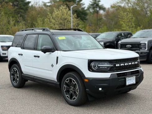 New 2026 Ford Bronco Sport Outer Banks w/ Outer Banks Tech Package+ AWD/4WD image 1