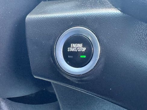 Used 2019 GMC Terrain SLE w/ Driver Convenience Package AWD/4WD image 30